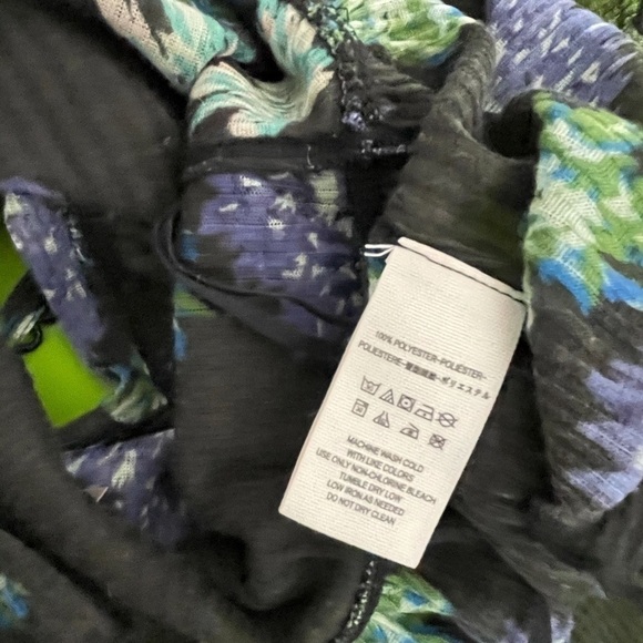 Free People Black Floral Layered Boho Crop Top - Picture 12 of 12